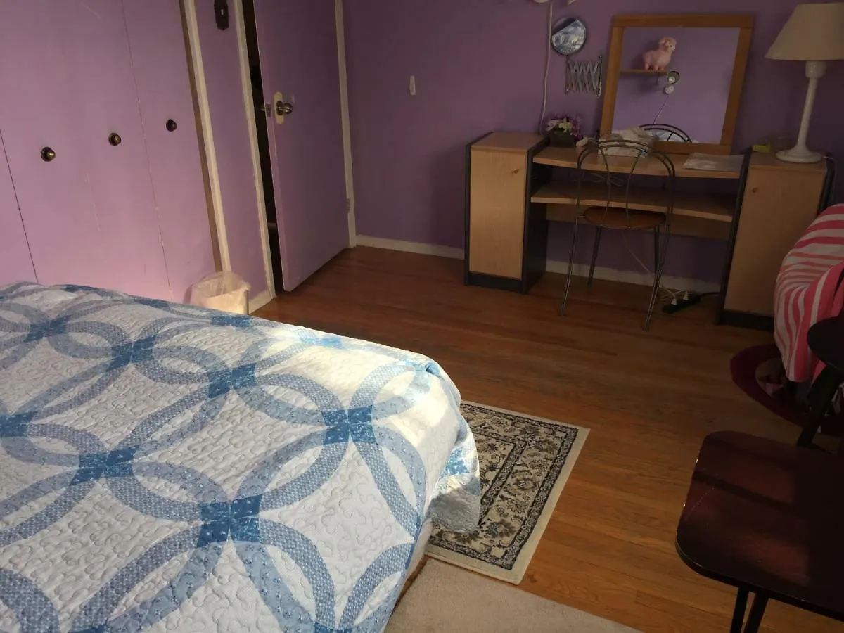 Private Room Near Airport Mississauga Homestay